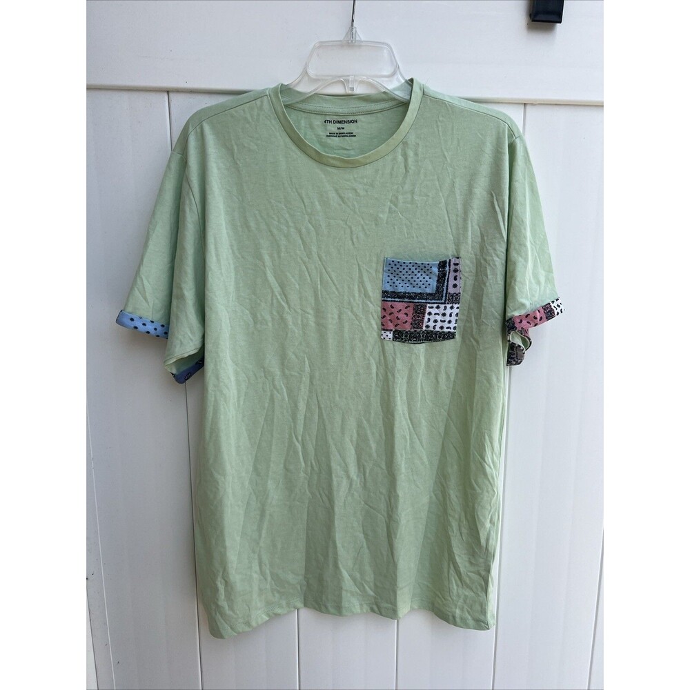 4TH Dimension Men’s Size Medium T-Shirt Short Sleeve Green Paisley Trim